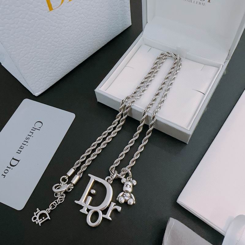 Dior Necklace 06lyr668